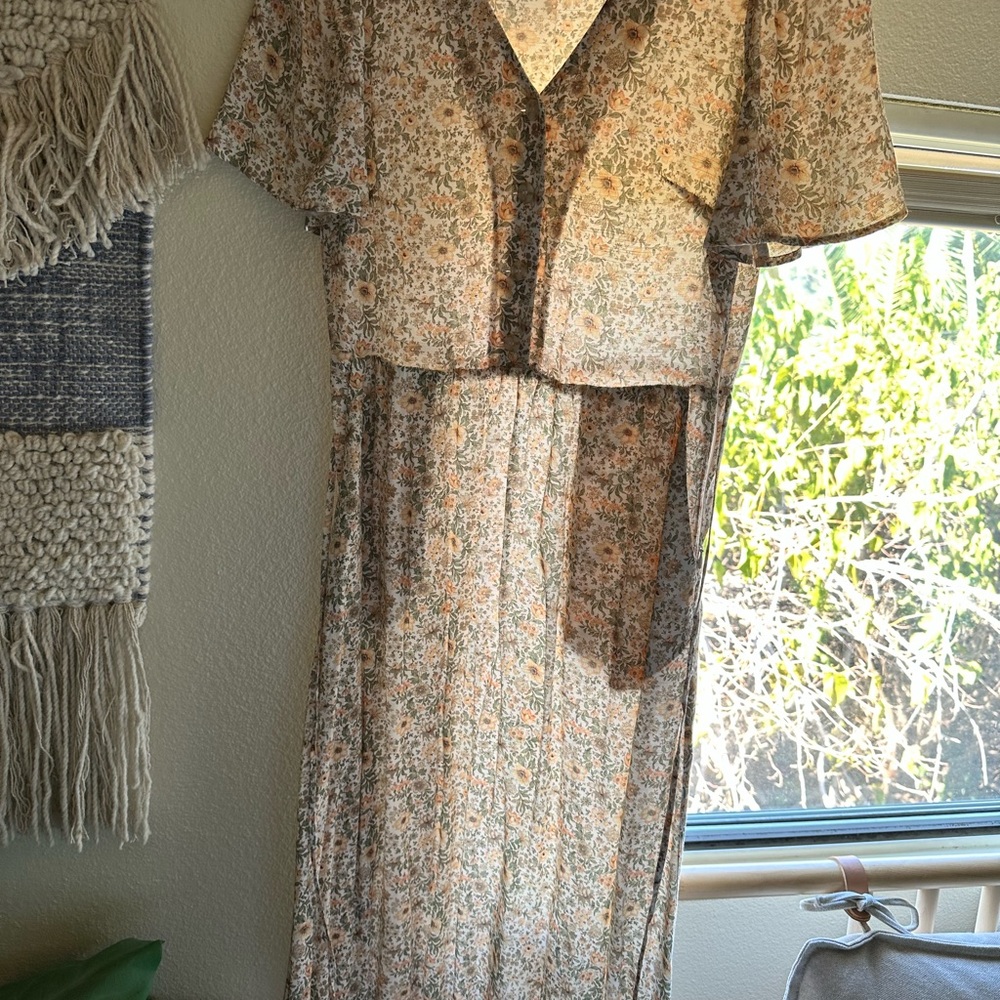 & Other Stories Cream Floral Fabric